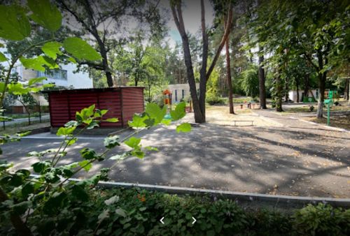 Детский сад №73 – главный вход и вид внутри
