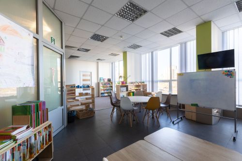 MONTESSORI SCHOOL – ігровий майданчик та інтер'єр садочка