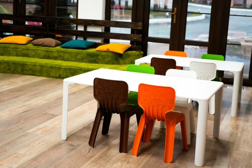 Clever Kids Riviera Villas – головний вхід та фото зсередини