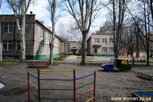 Дитячий садок №21 Кораблик – головний вхід та фото зсередини