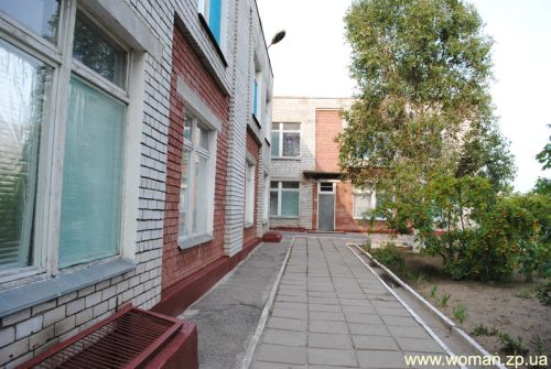 Дитячий садок №293 Багряні вітрила – фото території садочка