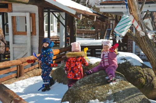 Домашній садочок «Золотий місточок» – територія дошкільного закладу