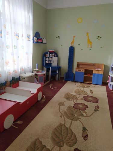 Дитячий садок №228 – головний вхід та фото зсередини