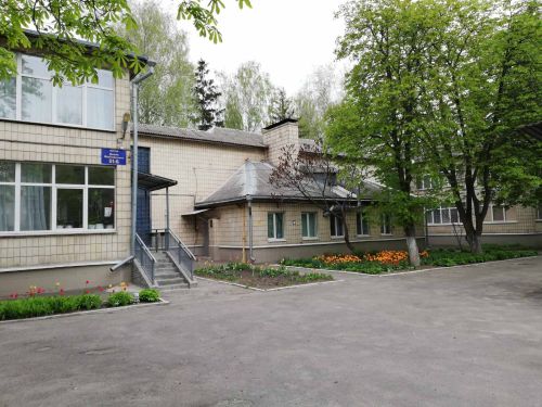 Детский сад №388 – главный вход и вид внутри