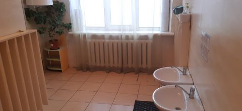 Дитячий садок №457 – головний вхід та фото зсередини