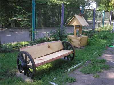 Дитячий садок №151 – головний вхід та фото зсередини