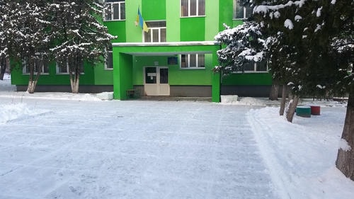 Детский сад №25 Первоцвет – главный вход и вид внутри