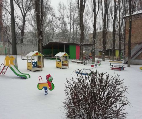 Дитячий садок №495 – ігровий майданчик та інтер'єр садочка