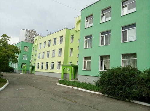 Детский сад №5 – главный вход и вид внутри